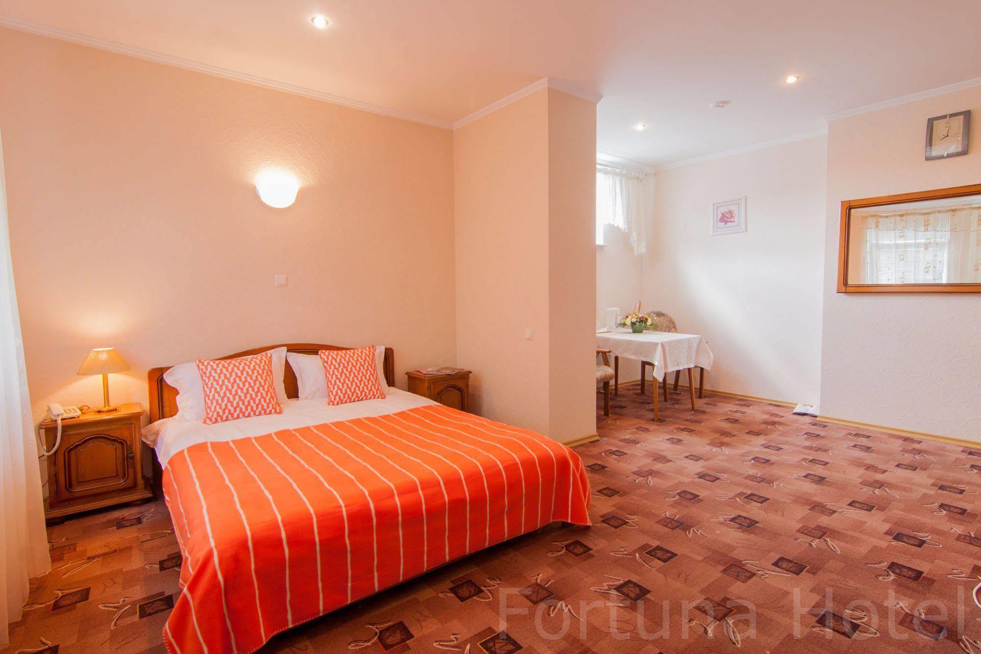 Fortuna Hotel Kišiněv Exteriér fotografie